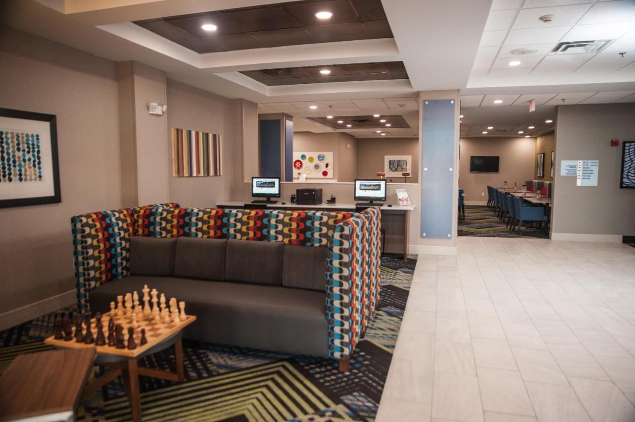 Holiday Inn Express Hotel & Suites Norfolk By Ihg Dış mekan fotoğraf